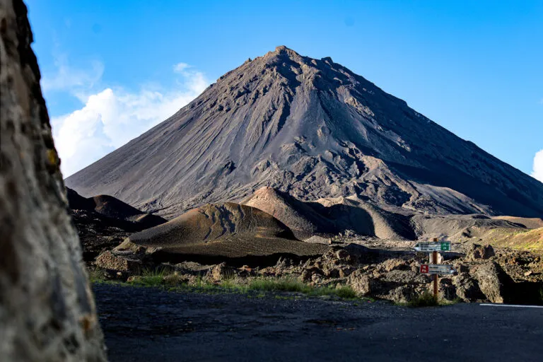Uitzicht op de zwarte Pico do Fogo